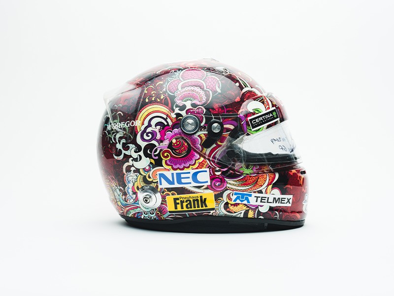 2014 Adrian Sutil Sauber F1 helmet