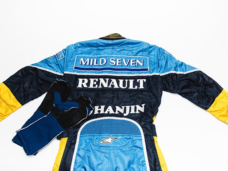 Allan McNish 2003 Signed Renault F1 Overalls & Gloves
