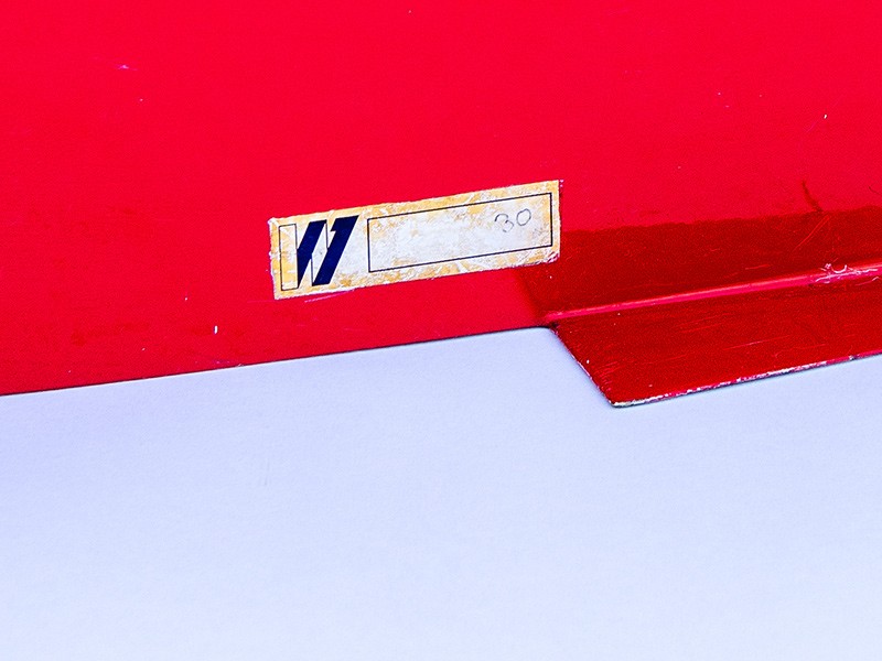 Williams FW20 front wing end plate